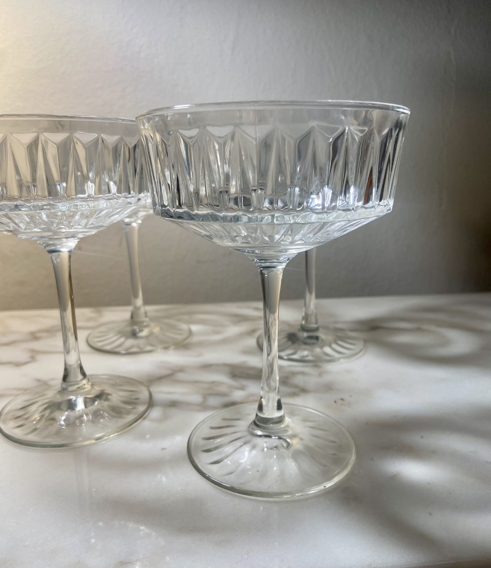 4 Ice Cream Dishes or Drink Glasses