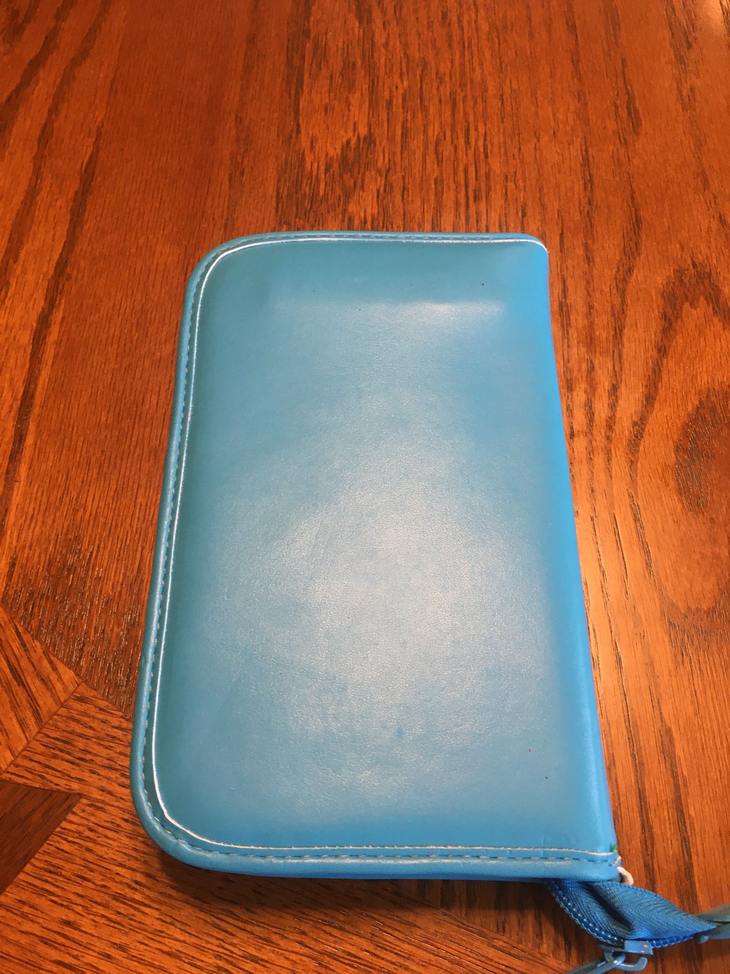 Travel Size Turquoise jewelry carrying case Approx. 5” X 8” X 1”