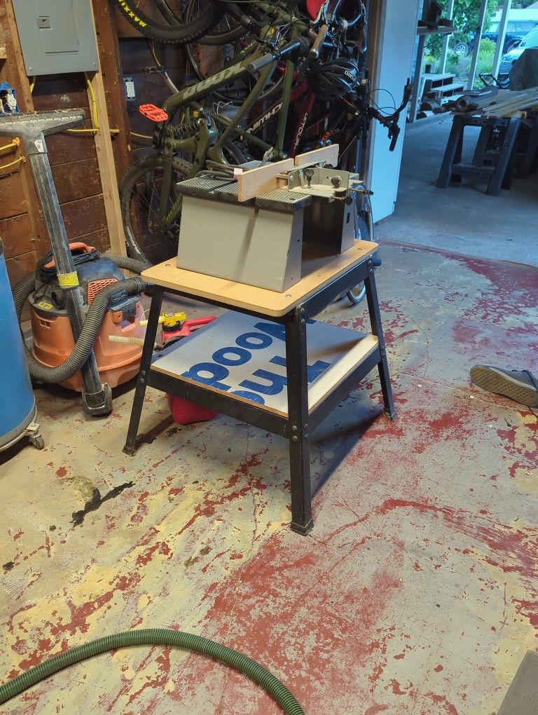 Router Table And Stand