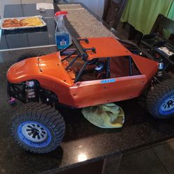 Losi dblx 2.0 All Uograded MOTOR New Battery's 8S ITS Fire Well Maintained Almost NEW 