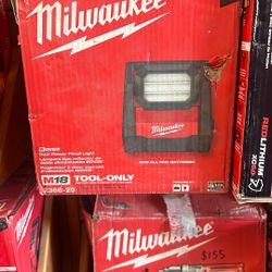 Milwaukee Flood Light 