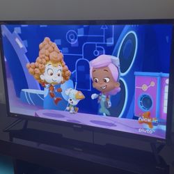 32 inch Element Roku TV