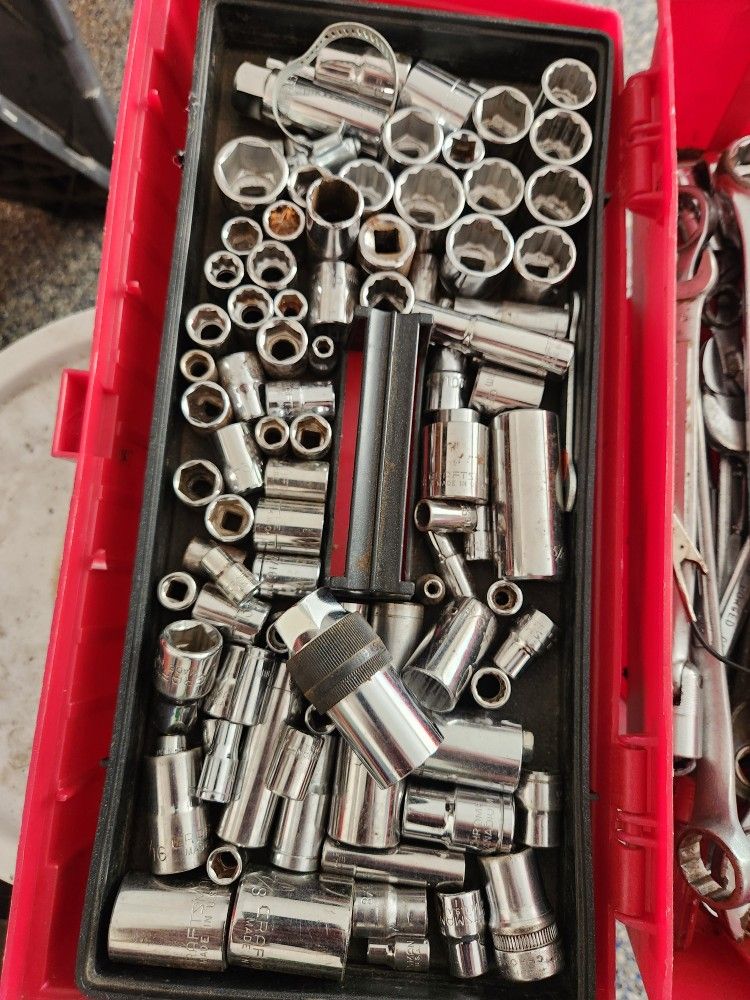 Tools Sockets Wrenchs With Toolbox