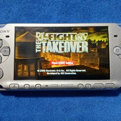PSP 3000 Sliver 