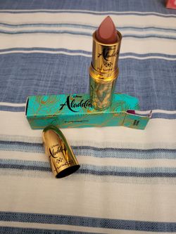 MAC Cosmetics- Disney Aladdin Limited Edition