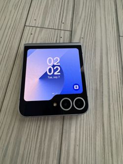 Samsung Galaxy Z Flip6 (256gb) Unlocked/ Liberado