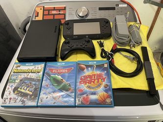 Nintendo Wii U Mario maker edition plus extras