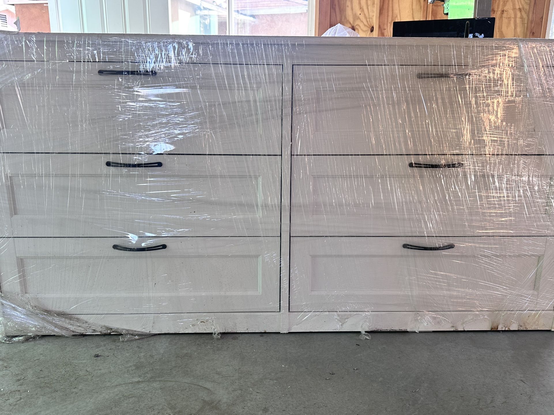 White Dresser (Tocador Para Recámara)