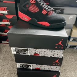 Nike Air Jordan 4 Red Thunder 9.5 10 10.5 New Supreme Box Jordan 1 11 Yeezy