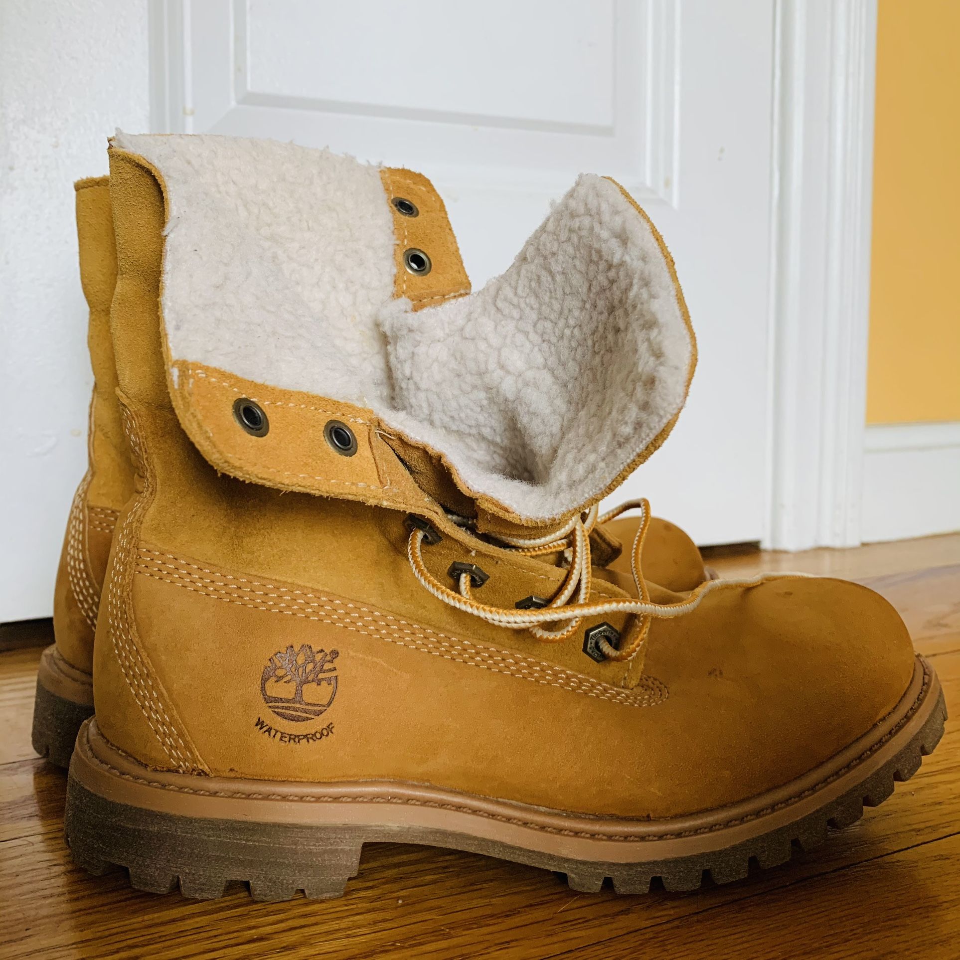 Timberland Women’s Boots Size 6
