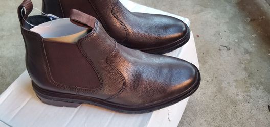 New Clark's Collection Mens Boots. Size 9