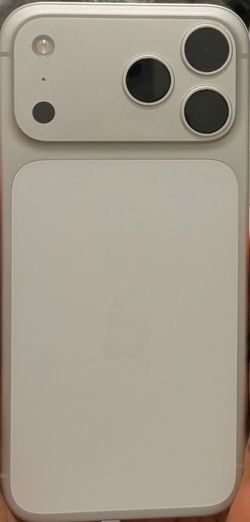 iPhone 17 pro max (Brand new)-Silver