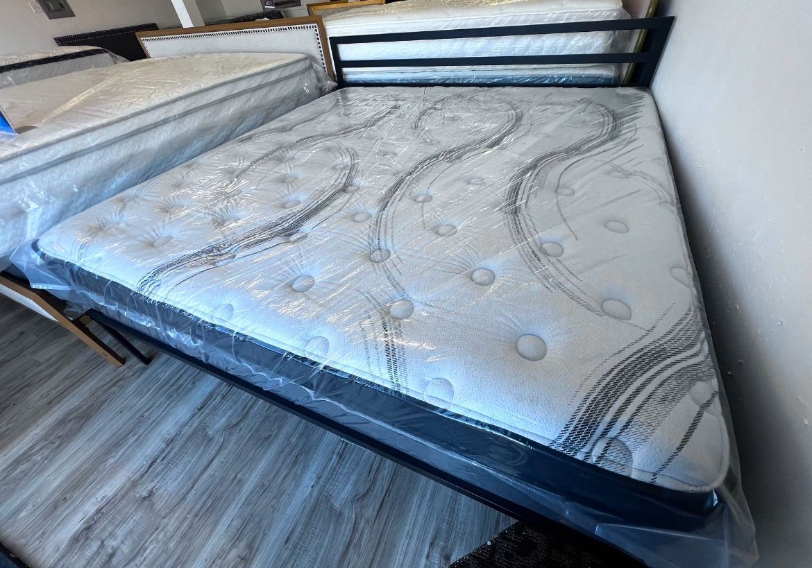 Texas Made Kings Size Hybrid Mattress. Excellent Quality And Comfort. Get Its Box Spring For Extra $49 ⭐️ Best Deals In Town