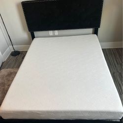 Queen Size Bed And Mattress 