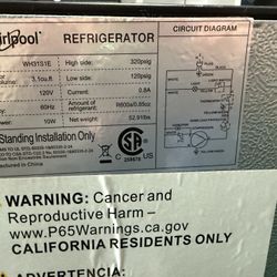 Whirlpool Mini Refrigerator 