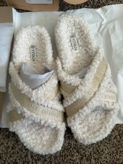 Vivaia Sherpa Slide Slippers