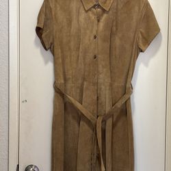 A Very Elegant Banana Republic Saudi Leather Beige Color Size L