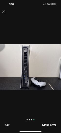 PlayStation 5 Console – Like New, Ready to Game!