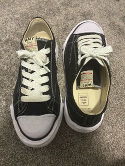 * BEST OFFER * Maison Miharas Size 44.