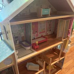 KidKraft Dollhouse