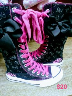 Jojo Siwa Legacy Knee High Sneakerm