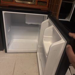 Mini fridge