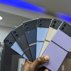 Samsung Galaxy Z Flip 4 Unlocked With Warranty