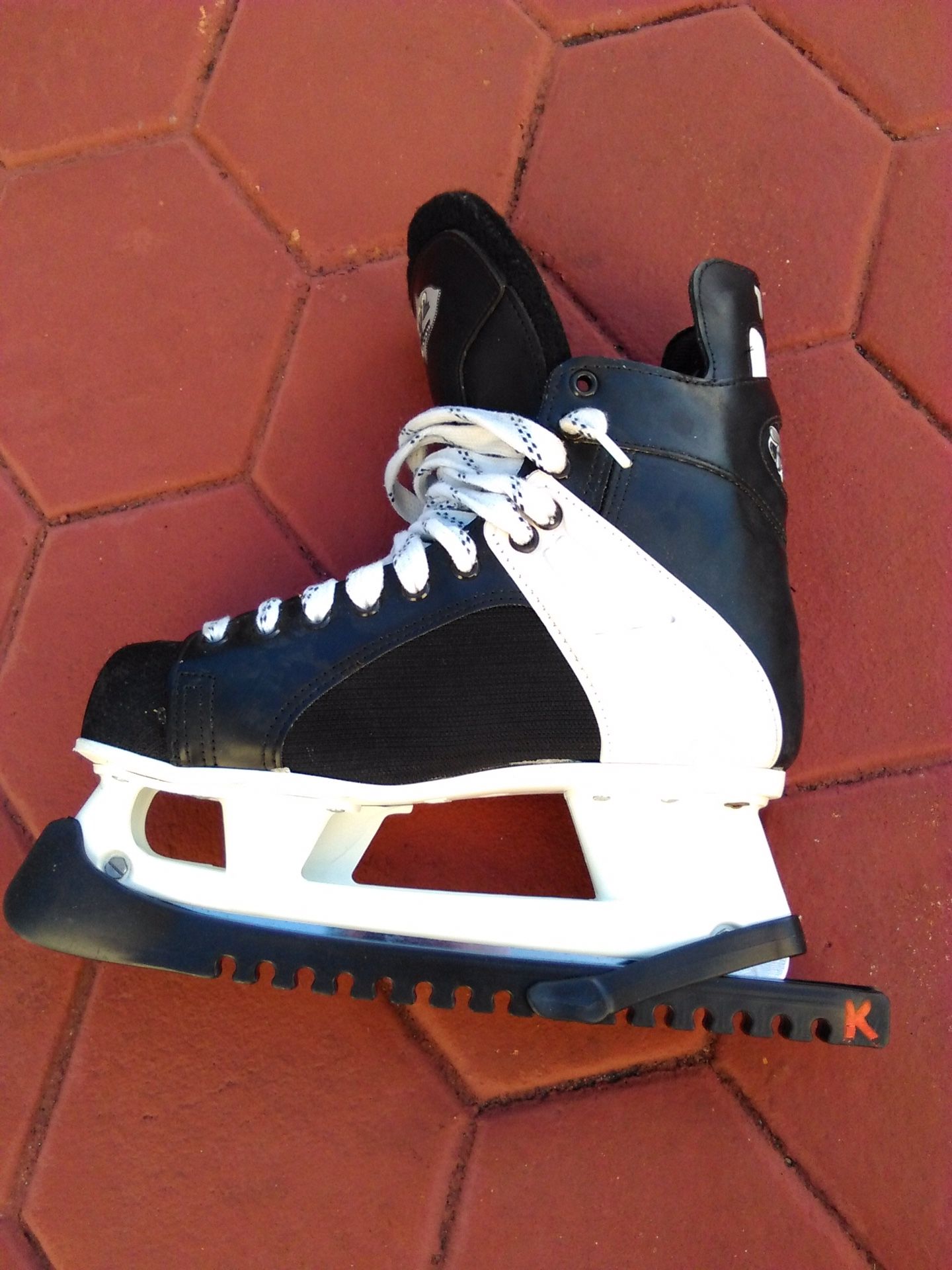 CCM Tacks 152 Pro Lite 3 Hockey Ice Skates