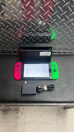 Nintendo Switch Handheld Video Game Console System HAC-001(-01) V2