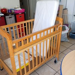 Baby crib