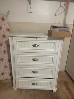 dresser