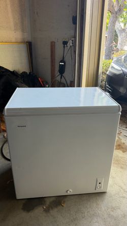 Hotpoint Chest Freezer White