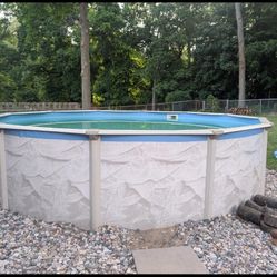 Independence 18 ft. Round 52 in. Deep Hard Sided Above Ground Deluxe Pool Package