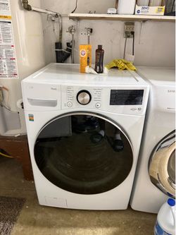 LG washer 2 yrs old moving needs to be picked up price is firm