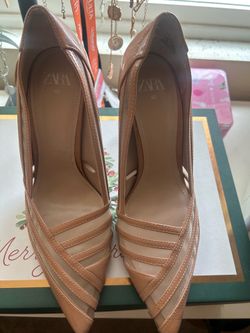 Used once good condition size 9 zara