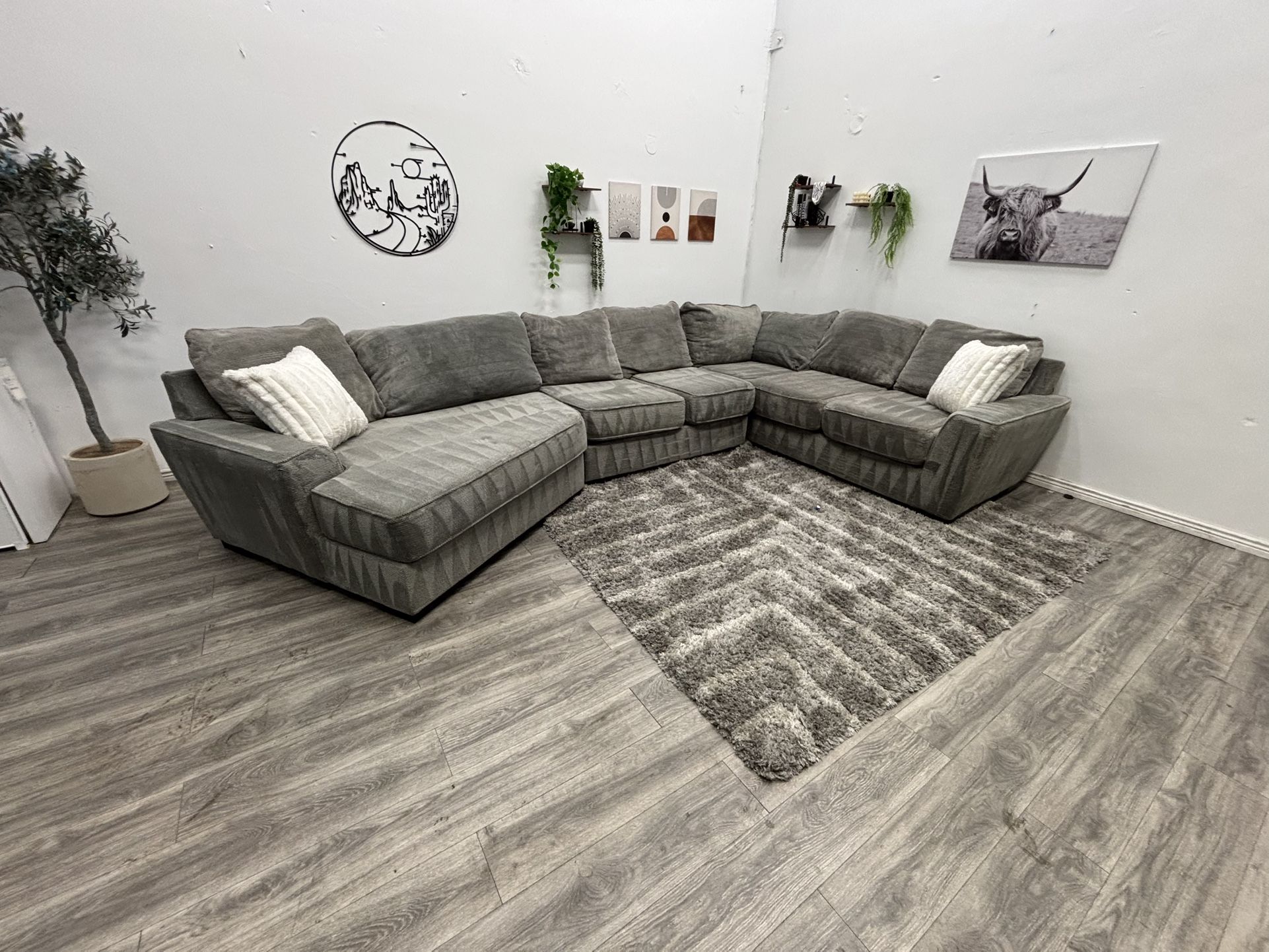 Gray Sectional Couch - Free Delivery