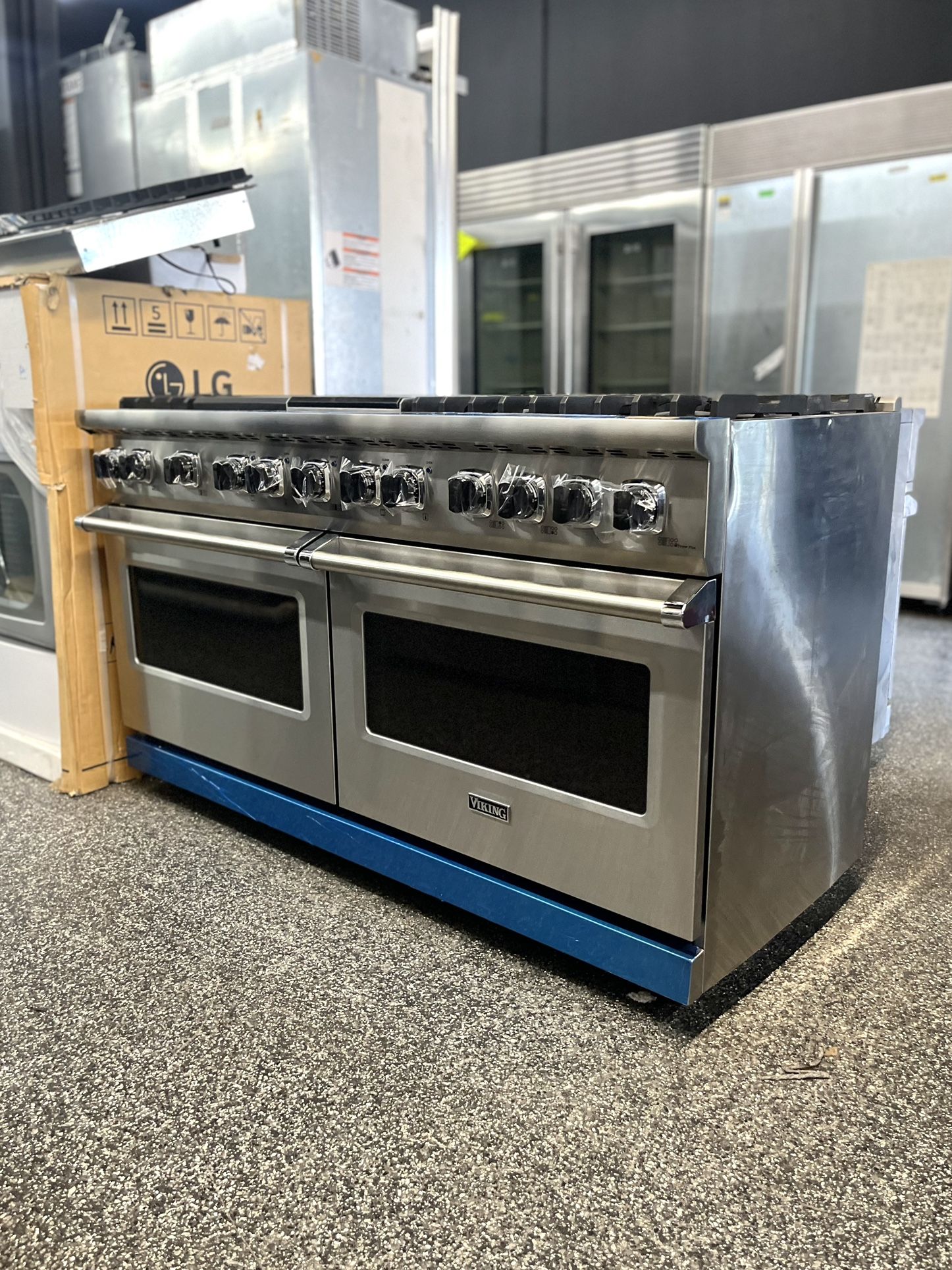 Viking Professional Stainless Steel DUAL FUEL 60” Wide Range