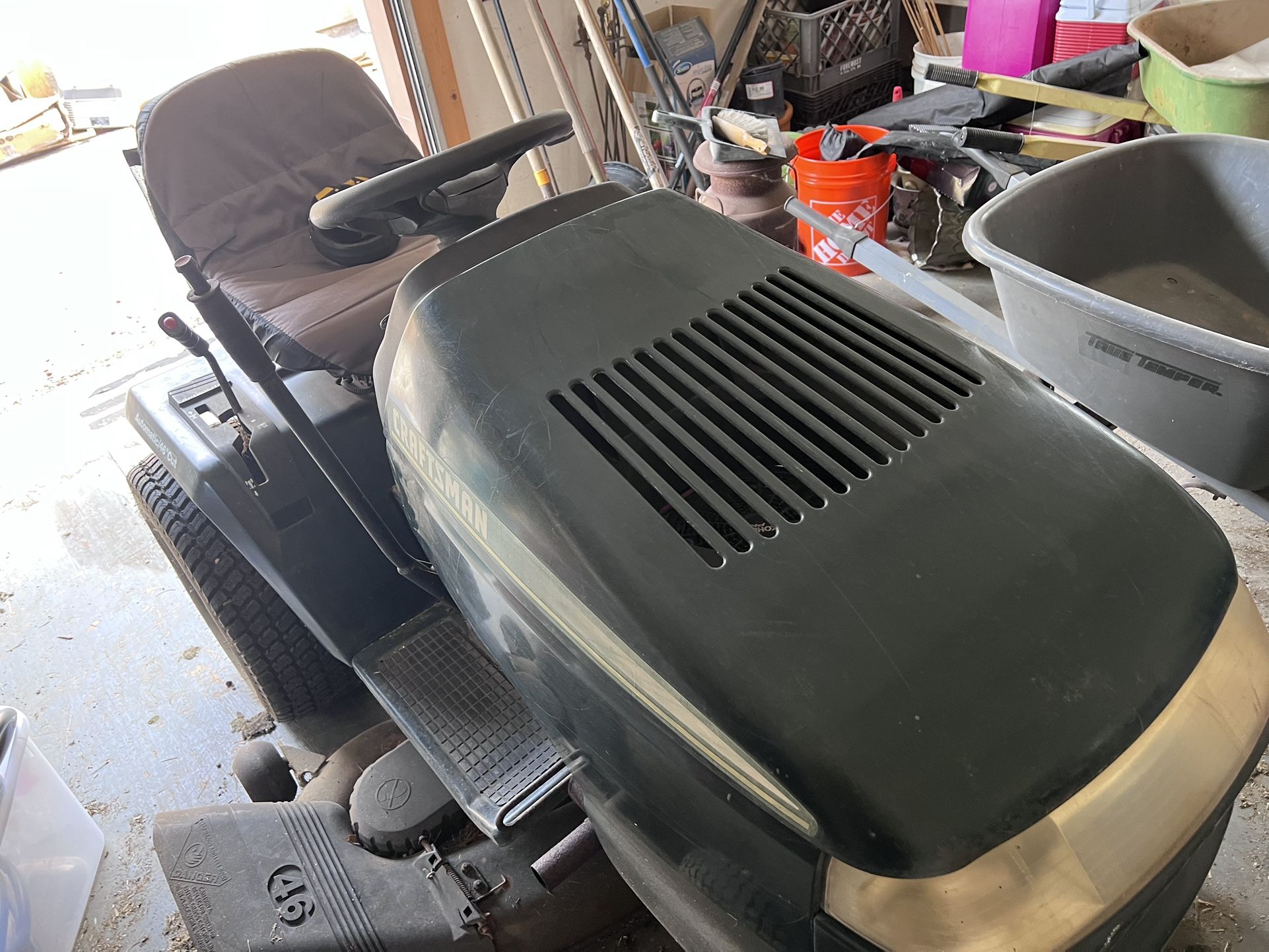 Craftsman Garden Tractor/ Mower