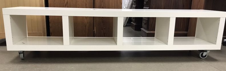 Entry table bench seat