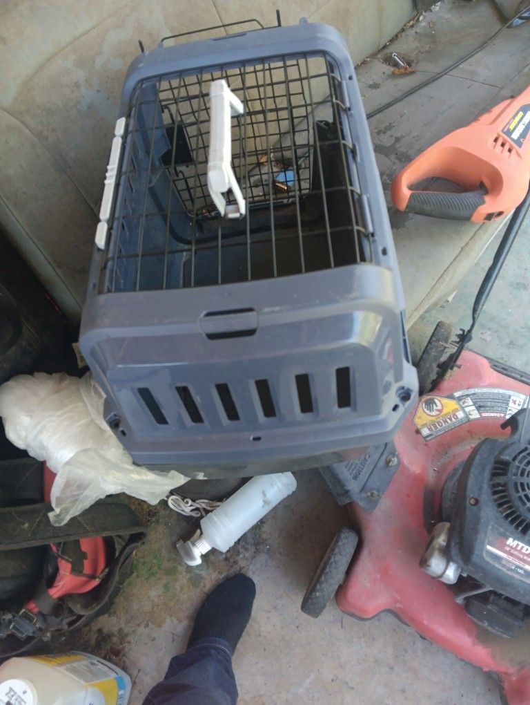 Small Gage For A Cat Or Dog.