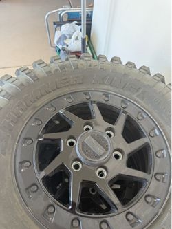 35” can am wheels and tires