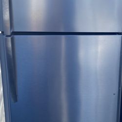 Frigidaire Stainless Top And Bottom Fridge