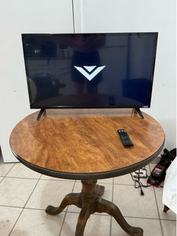 VIZIO D32f-F1 32” TV