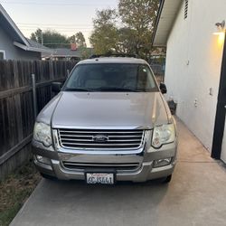 2008 Ford Explorer