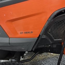 Husqvarna GT48XLSi 48" Riding Lawn Tractor - Great Condition!