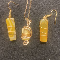 Yellow Crystal Earrings And Pendant 