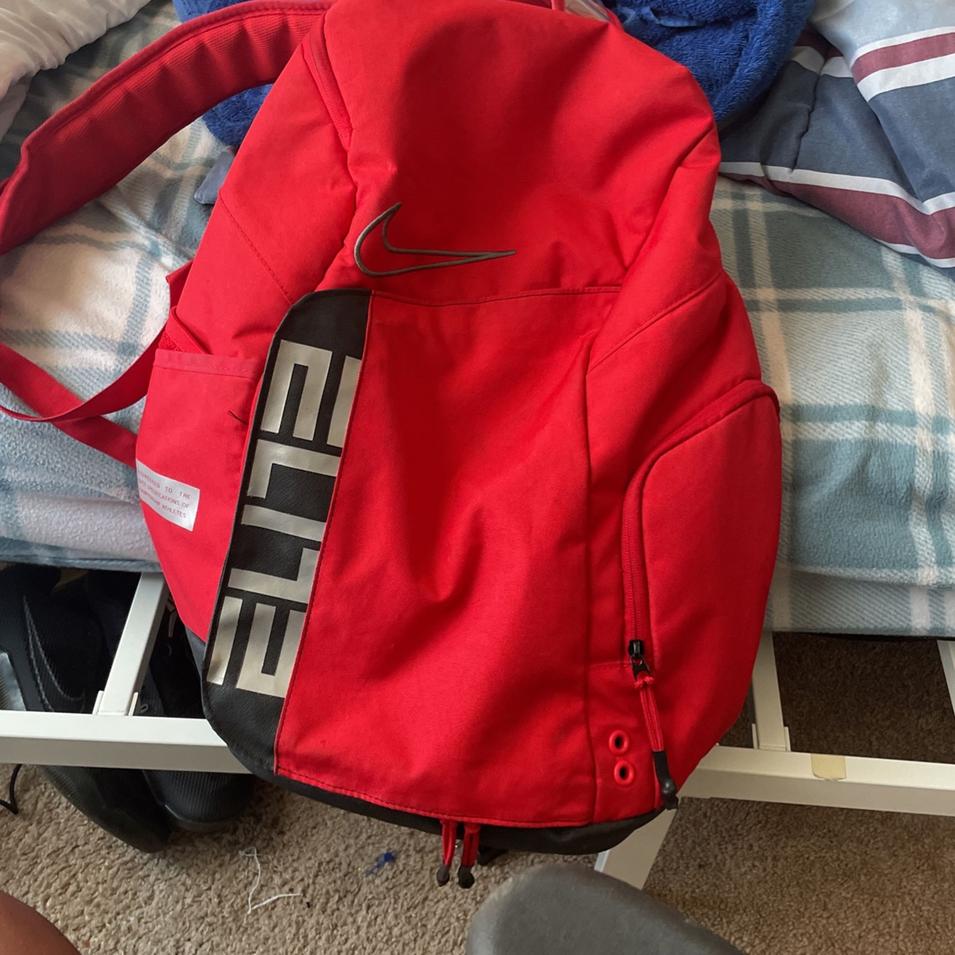 Nike Elite Bag