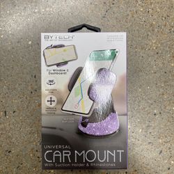 NWT Universal Car Mount with suction holder & rhinestones