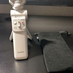 Sony Wireless Bluetooth Shooting Grip and Tripod