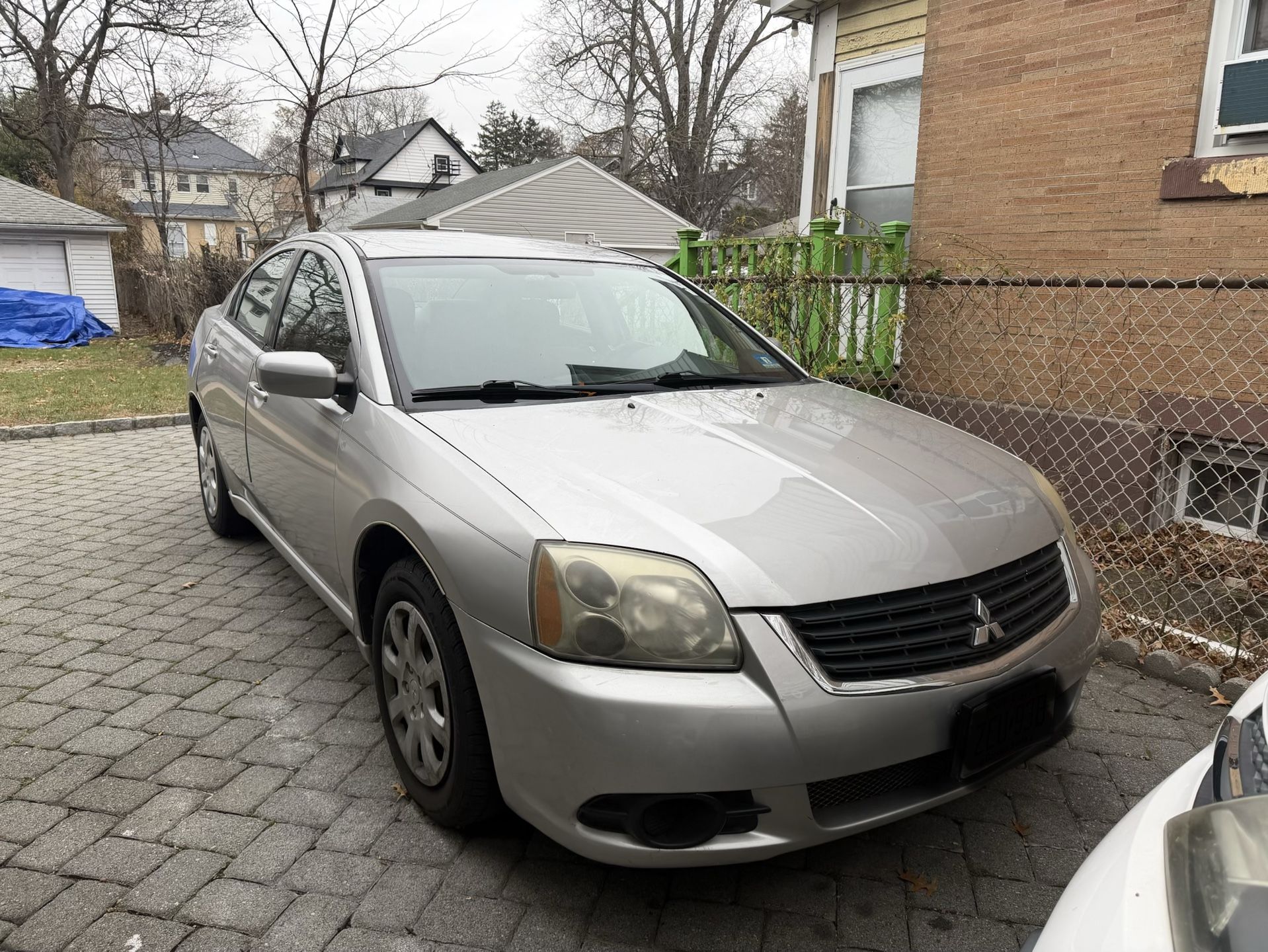 2009 Mitsubishi Galant